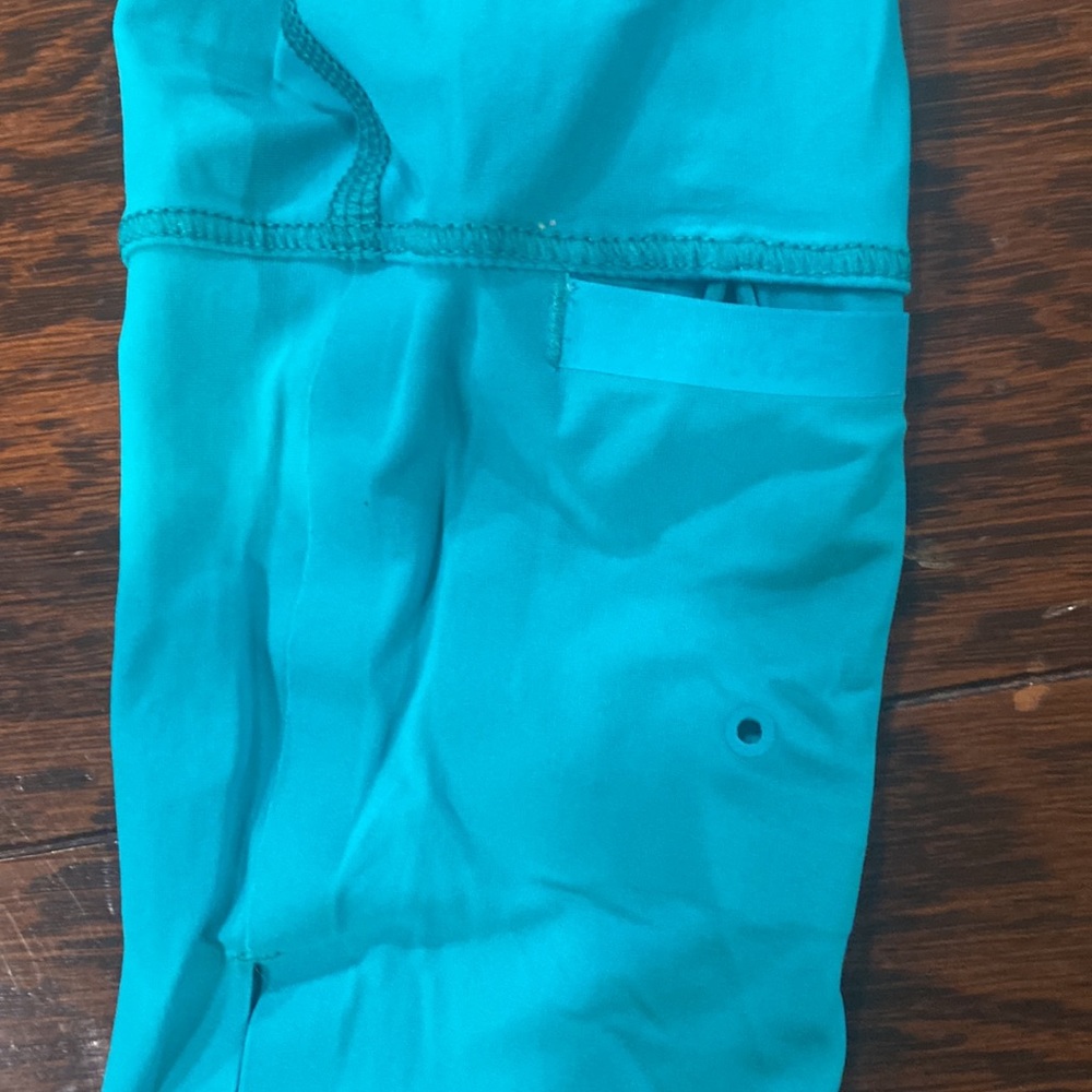 Lululemon Run Beam hoodie - Picture 3 of 3